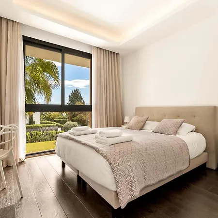 Aurora - Marbella - Contemporary In New Golden Mile *
